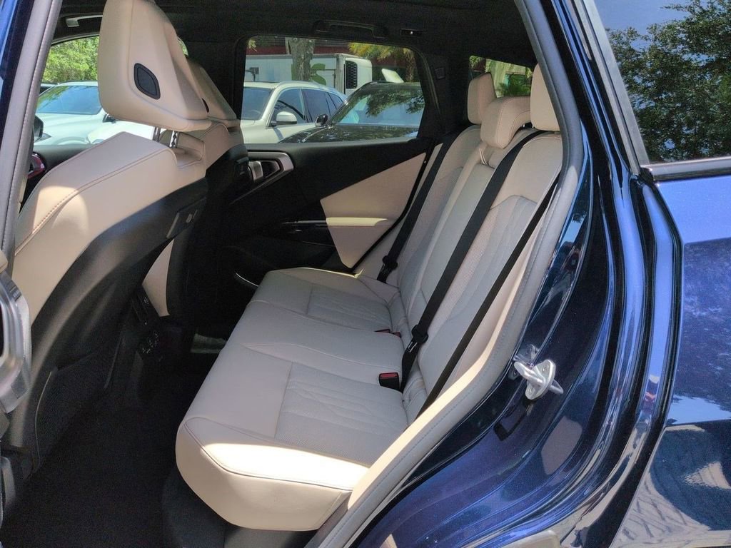 New 2026 BMW X3 xDrive30i w/ Premium Package AWD/4WD image 14