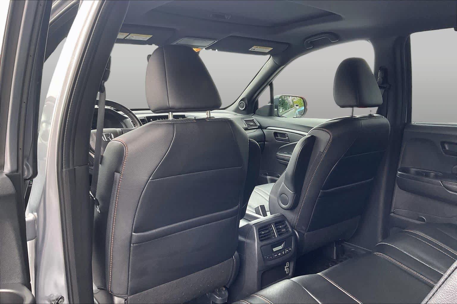 Used 2022 Honda Pilot TrailSport image 22