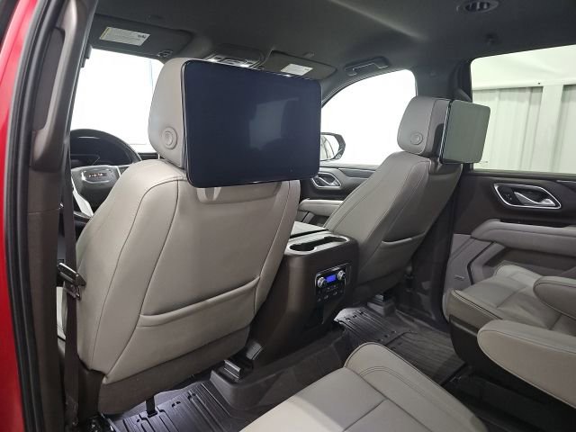 Used 2021 GMC Yukon SLT w/ Rear Media and Nav Package AWD/4WD image 18