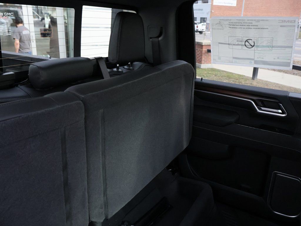New 2026 GMC Sierra 2500 Denali w/ Denali Reserve Package image 12