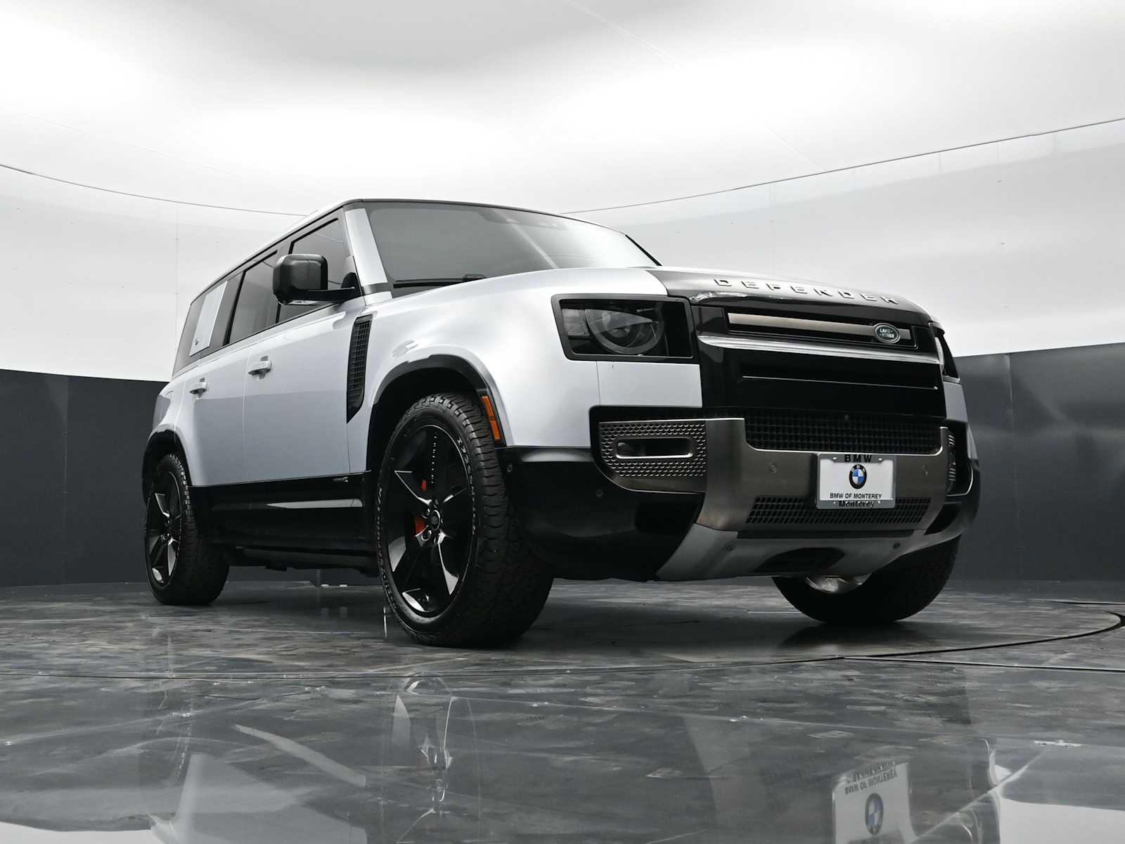 Used 2022 Land Rover Defender 110 X image 24