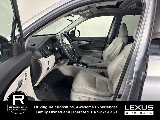 Used 2016 Honda Pilot Touring image 4