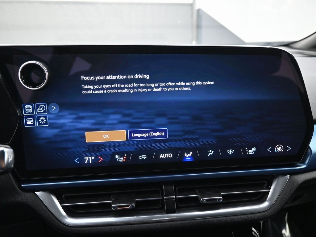 Used 2024 Chevrolet Equinox EV LT image 13