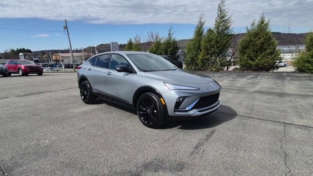 Used 2024 Buick Envista Sport Touring w/ Convenience I Package image 3