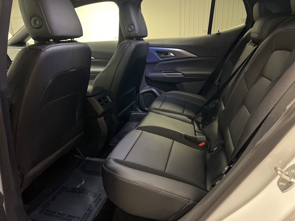 New 2026 Chevrolet Equinox EV LT image 8