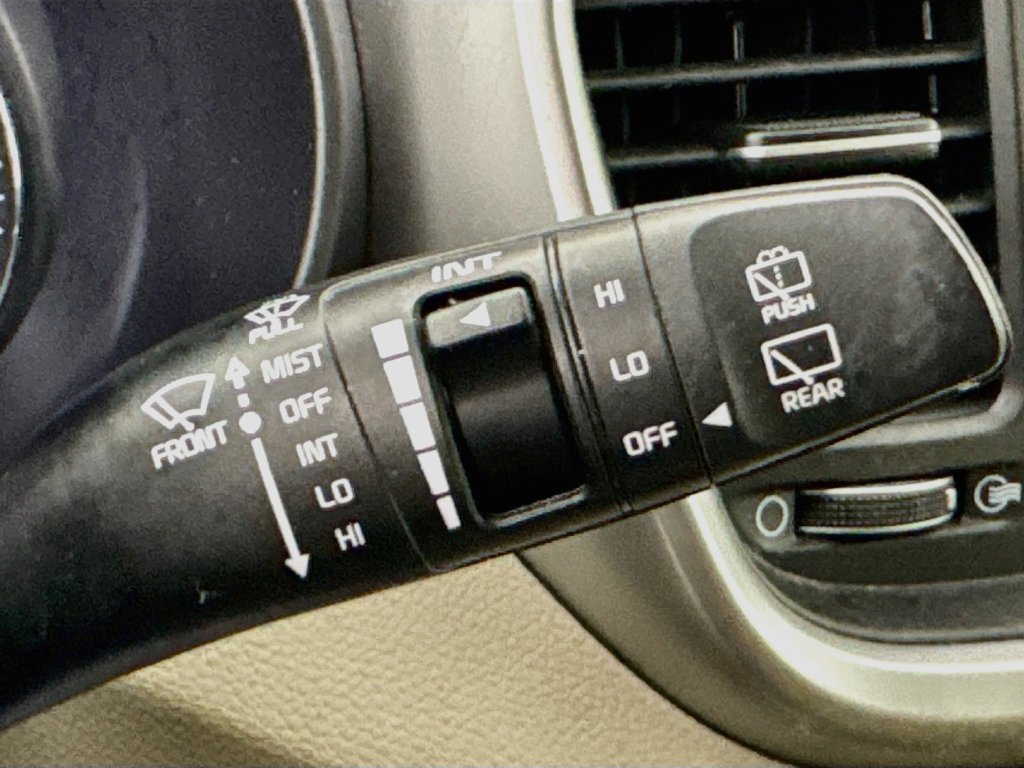 Used 2017 Kia Sorento AWD image 13