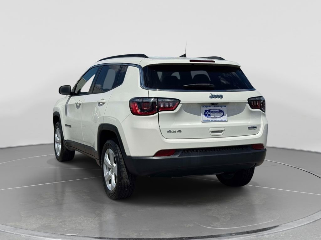Used 2021 Jeep Compass Latitude w/ Convenience Group AWD/4WD image 4