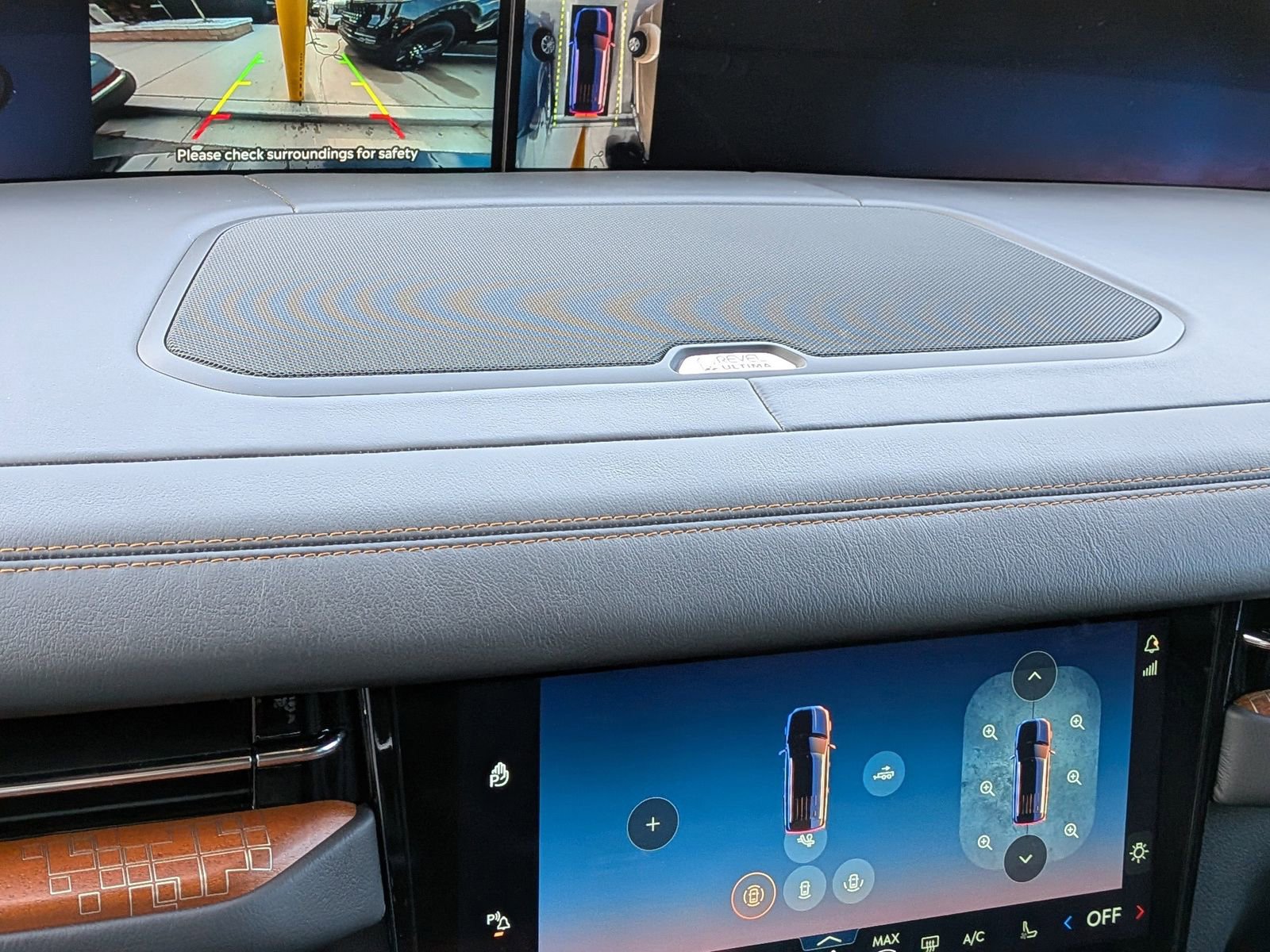 Used 2025 Lincoln Navigator Black Label image 26