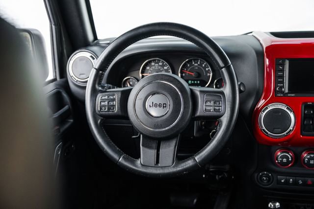 Used 2016 Jeep Wrangler Unlimited Sahara w/ Max Tow Package image 4