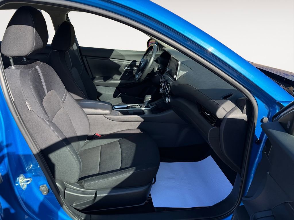Used 2023 Nissan Sentra SV image 28