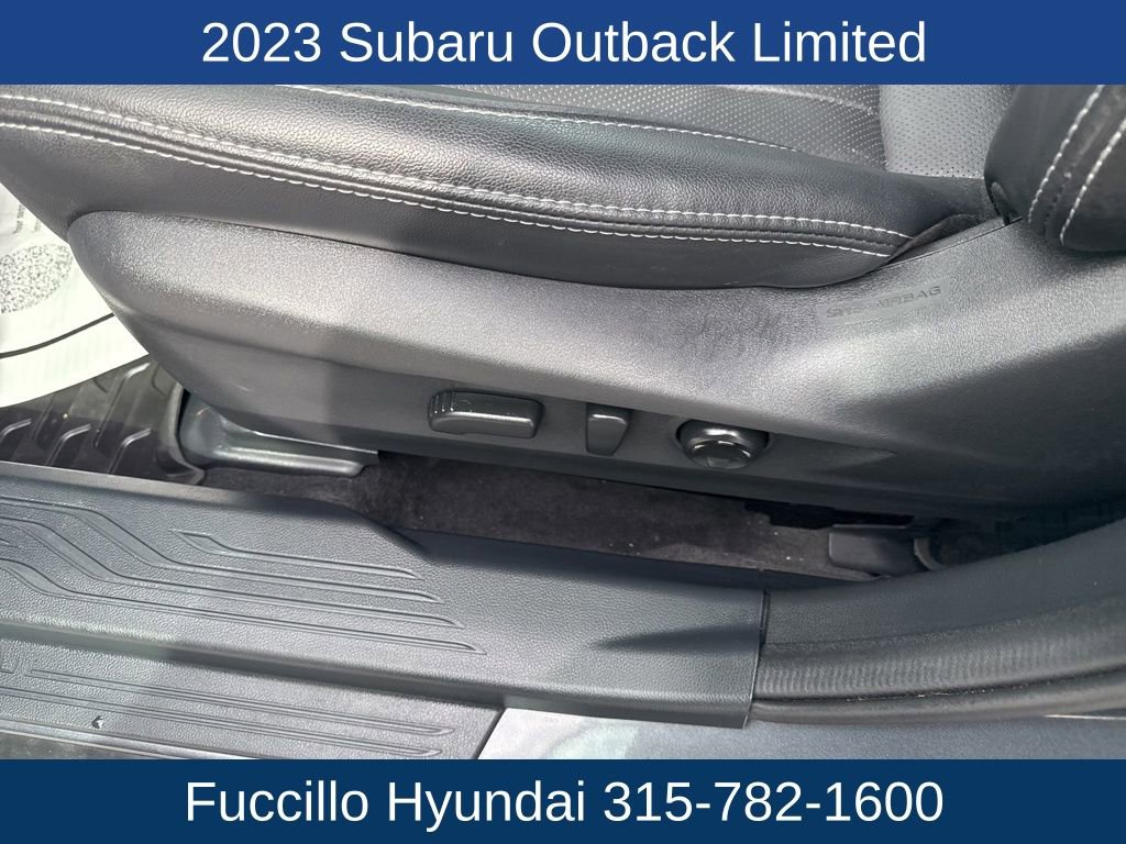 Used 2023 Subaru Outback Limited image 12
