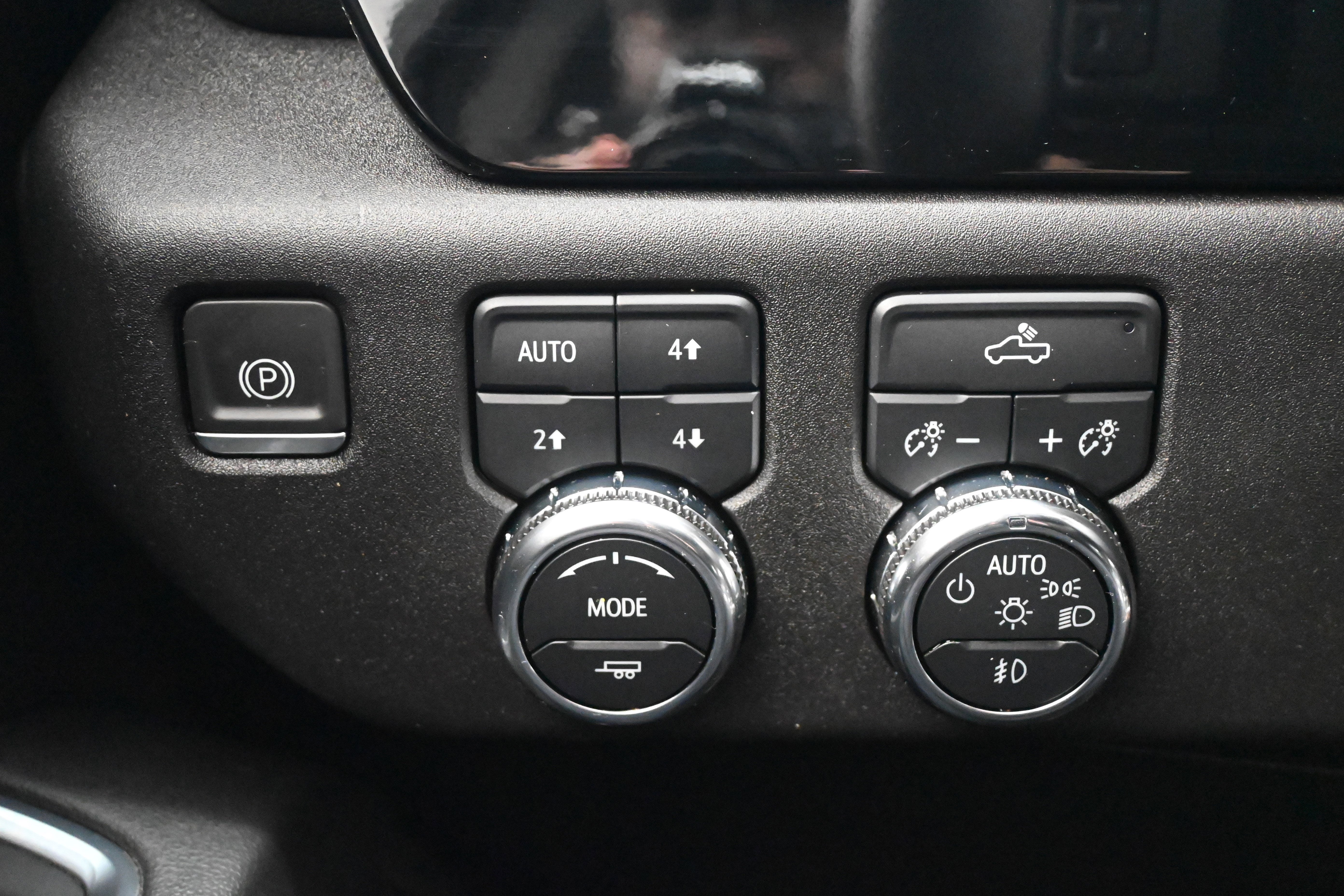 Used 2024 GMC Sierra 1500 Elevation w/ X31 Off-Road Package image 28