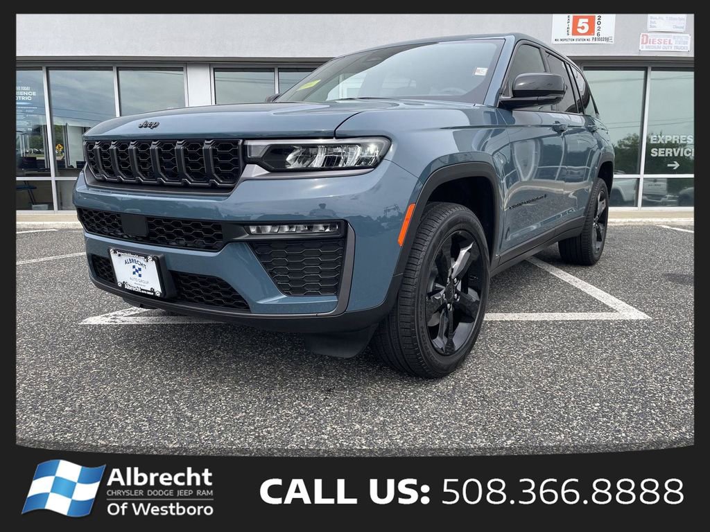 New 2026 Jeep Grand Cherokee Limited AWD/4WD image 1