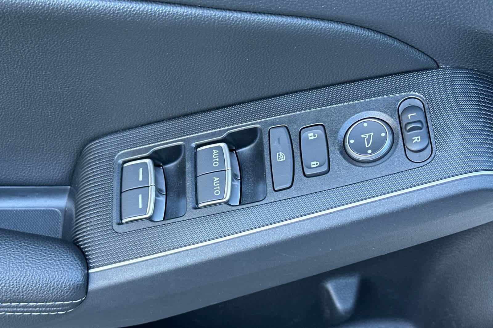 Used 2023 Honda Civic Touring image 13