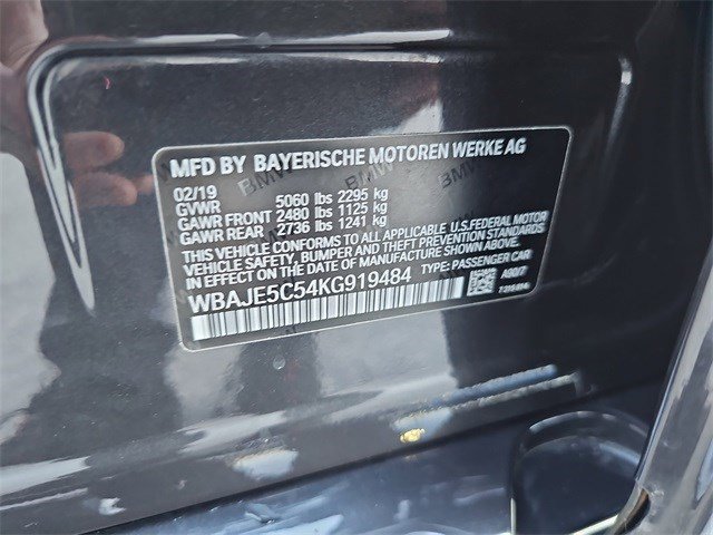 Used 2019 BMW 540i w/ Executive Package image 38