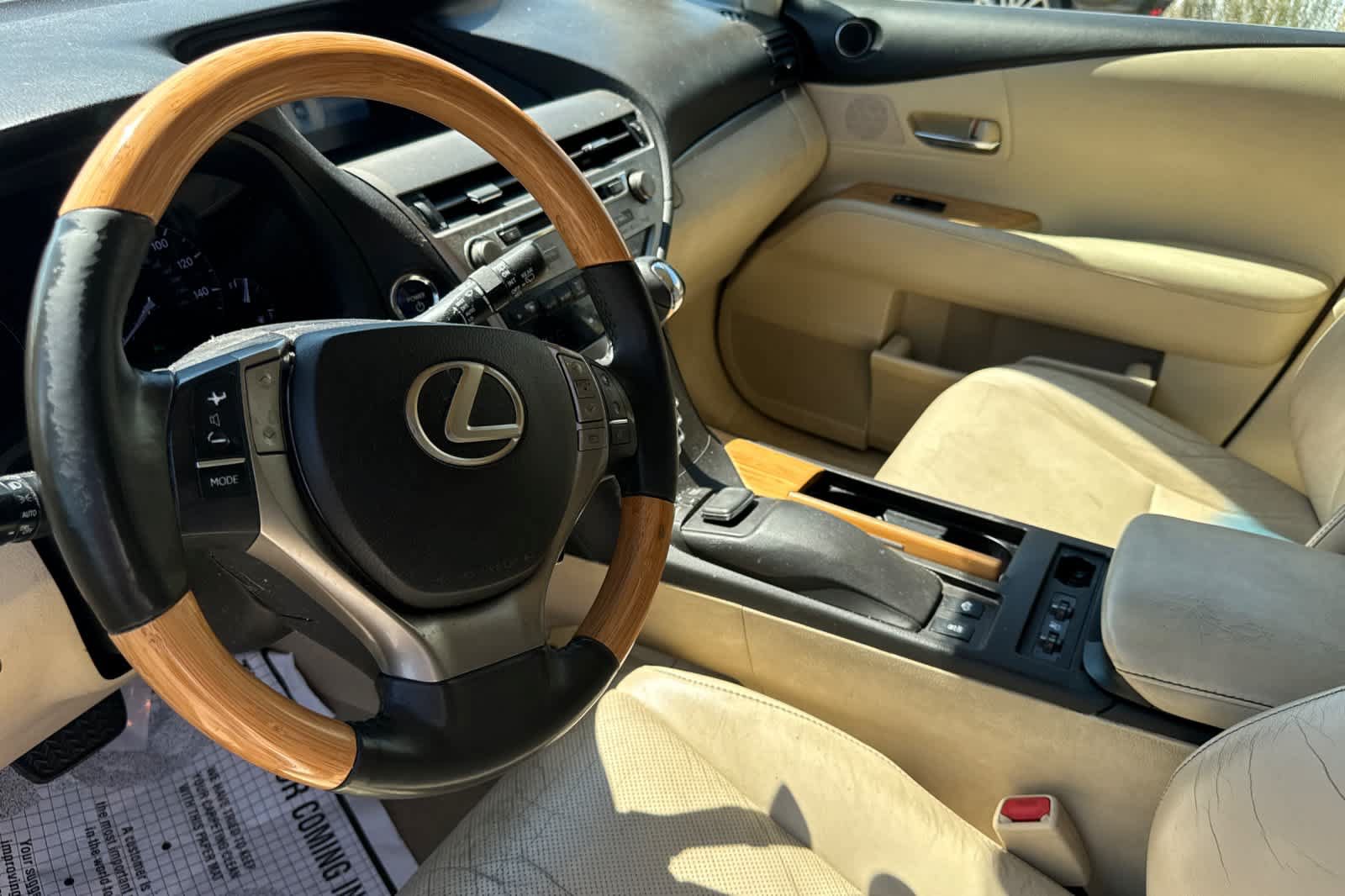 Used 2015 Lexus RX 450h FWD image 9