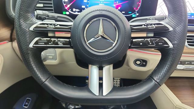 Used 2024 Mercedes-Benz GLS 450 4MATIC image 45