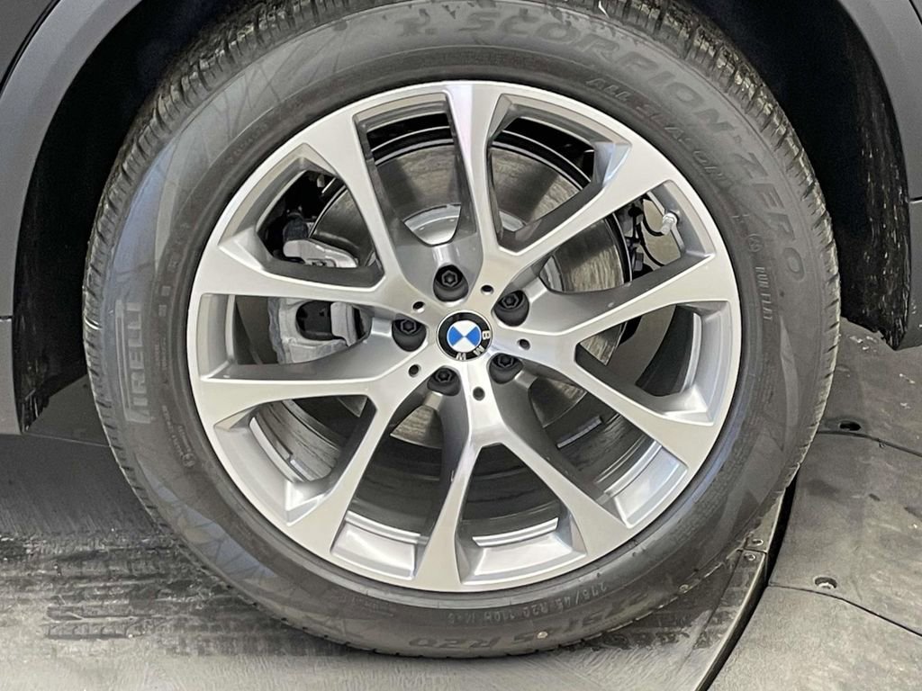 New 2026 BMW X5 xDrive40i AWD/4WD image 12