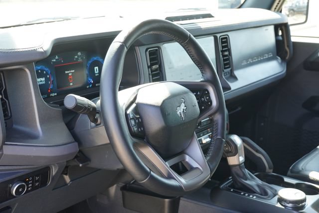 Used 2025 Ford Bronco Badlands w/ Sasquatch Package AWD/4WD image 19