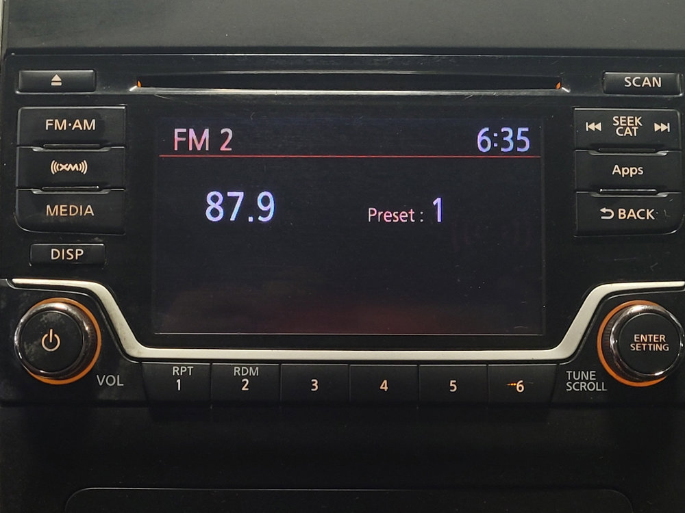 Used 2016 Nissan Frontier SV image 25