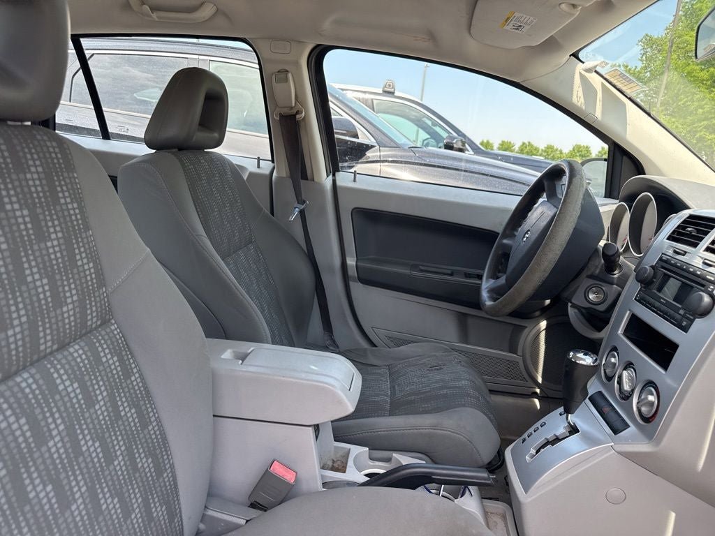 Used 2007 Dodge Caliber SXT FWD image 7