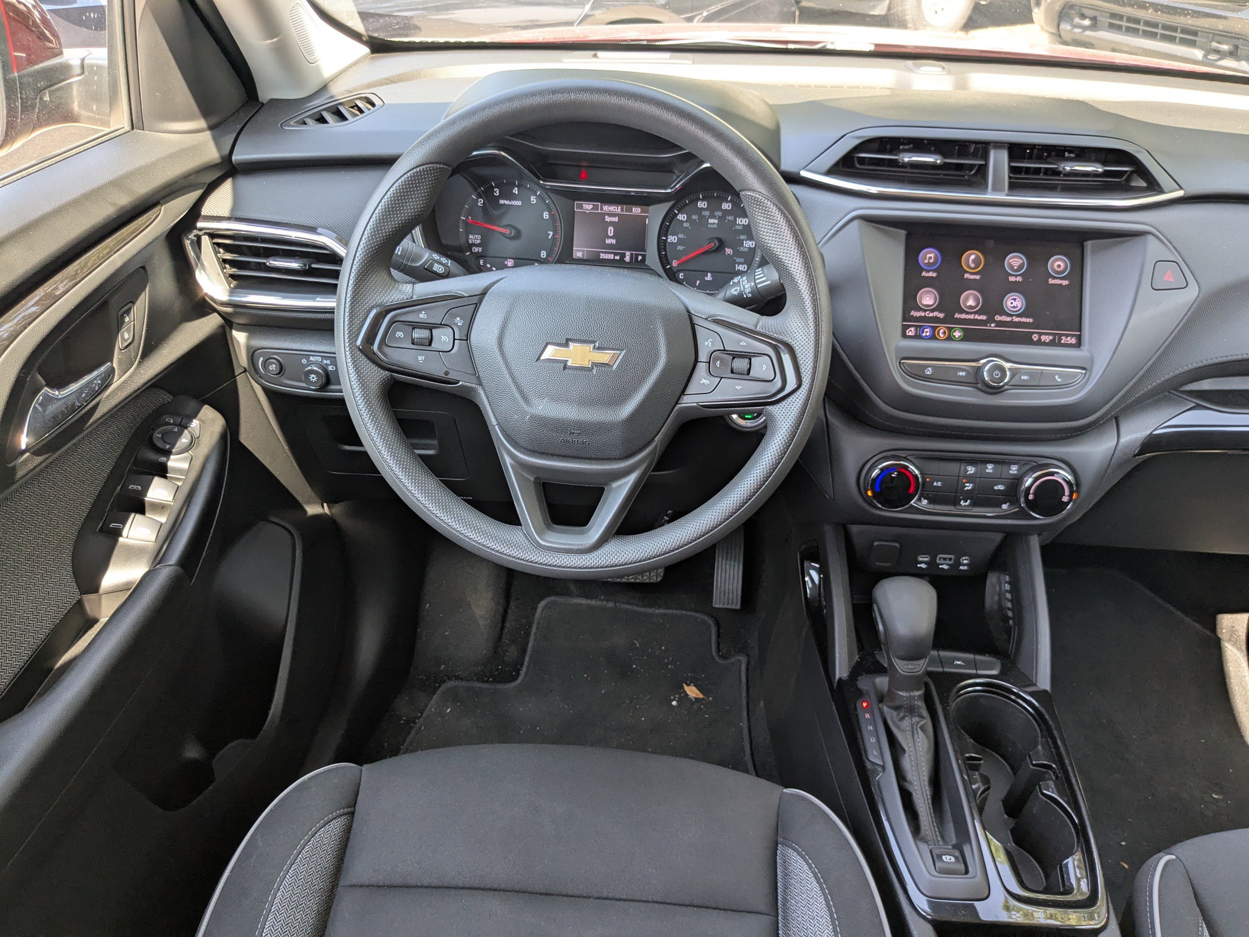 Used 2023 Chevrolet TrailBlazer LT image 10