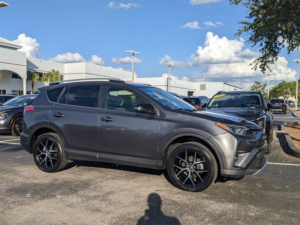 Used 2016 Toyota RAV4 SE
