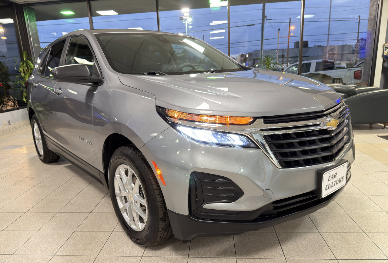 Used 2024 Chevrolet Equinox LS w/ LPO, Floor Liner Package image 6