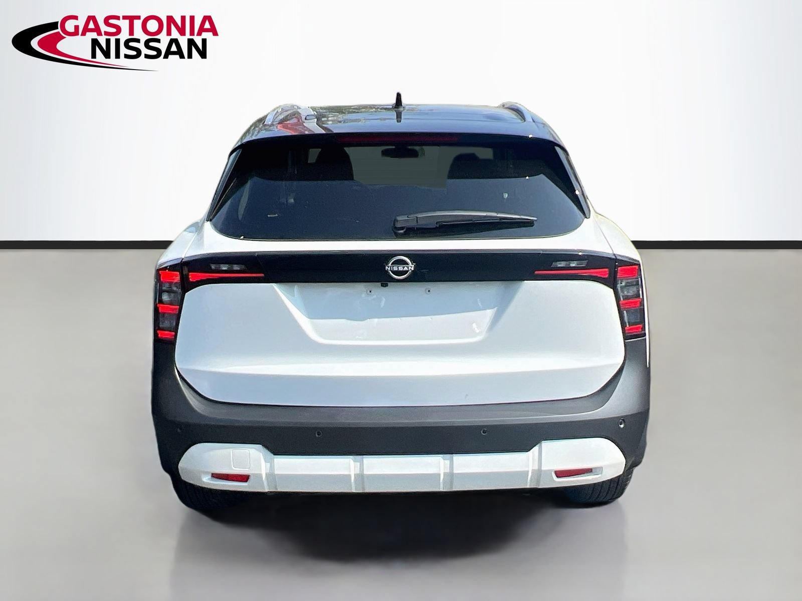 Used 2026 Nissan Kicks SV FWD image 7