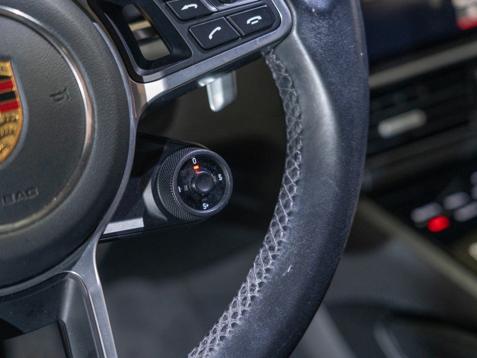 Certified 2021 Porsche Cayenne Coupe AWD/4WD image 22