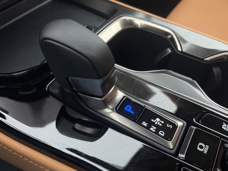 Used 2025 Lexus NX 350h AWD w/ Premium Package image 20