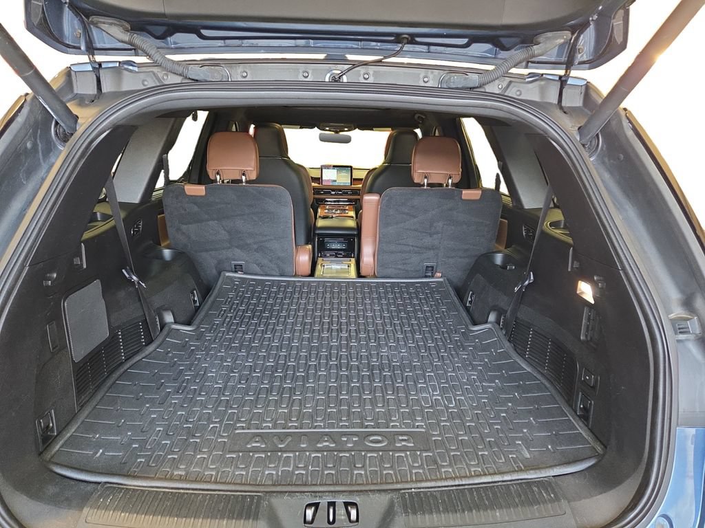 Used 2020 Lincoln Aviator Reserve w/ Equipment Group 201A AWD/4WD image 30