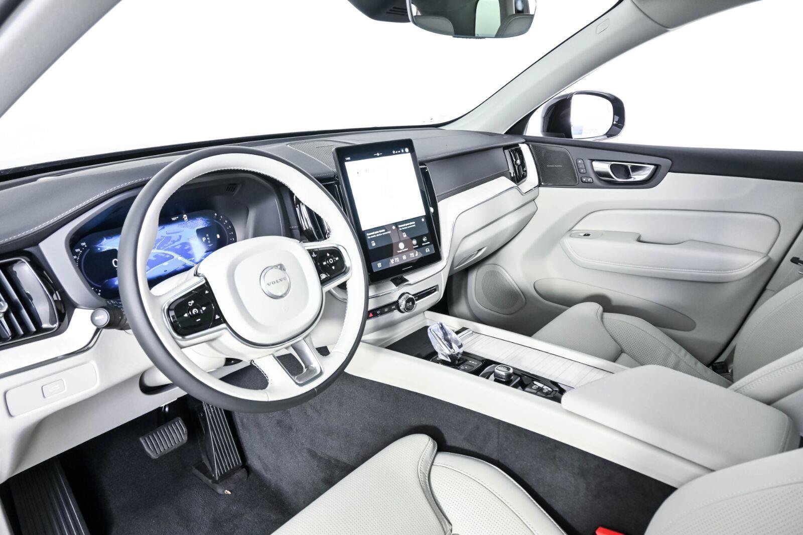 New 2027 Volvo XC60 B5 Ultra AWD/4WD image 4