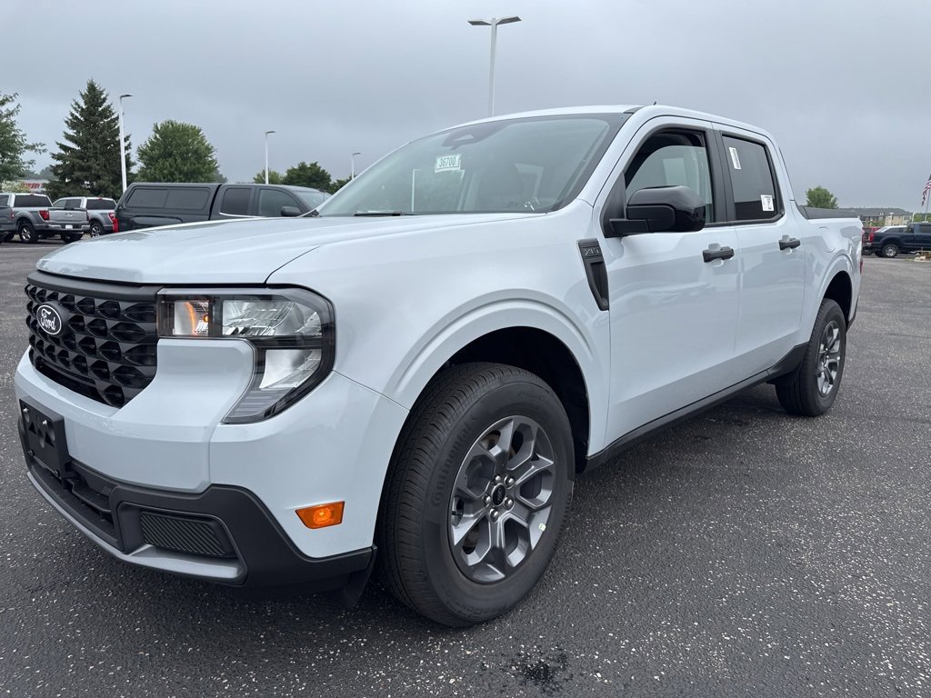 New 2025 Ford Maverick XLT w/ XLT Luxury Package image 13