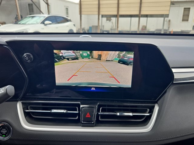Used 2025 Chevrolet TrailBlazer LT AWD/4WD image 19