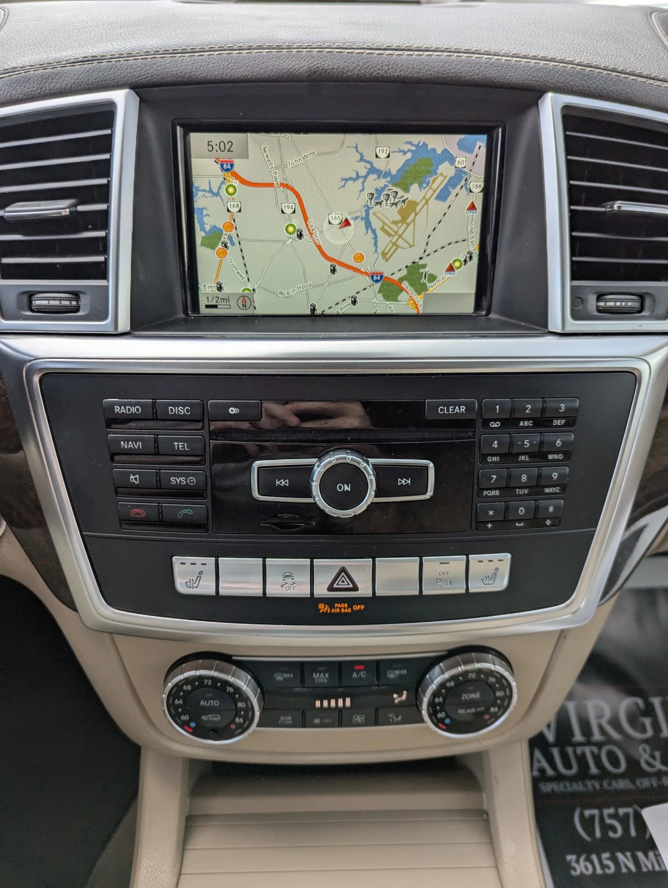 Used 2014 Mercedes-Benz GL 350 BlueTEC 4MATIC image 3