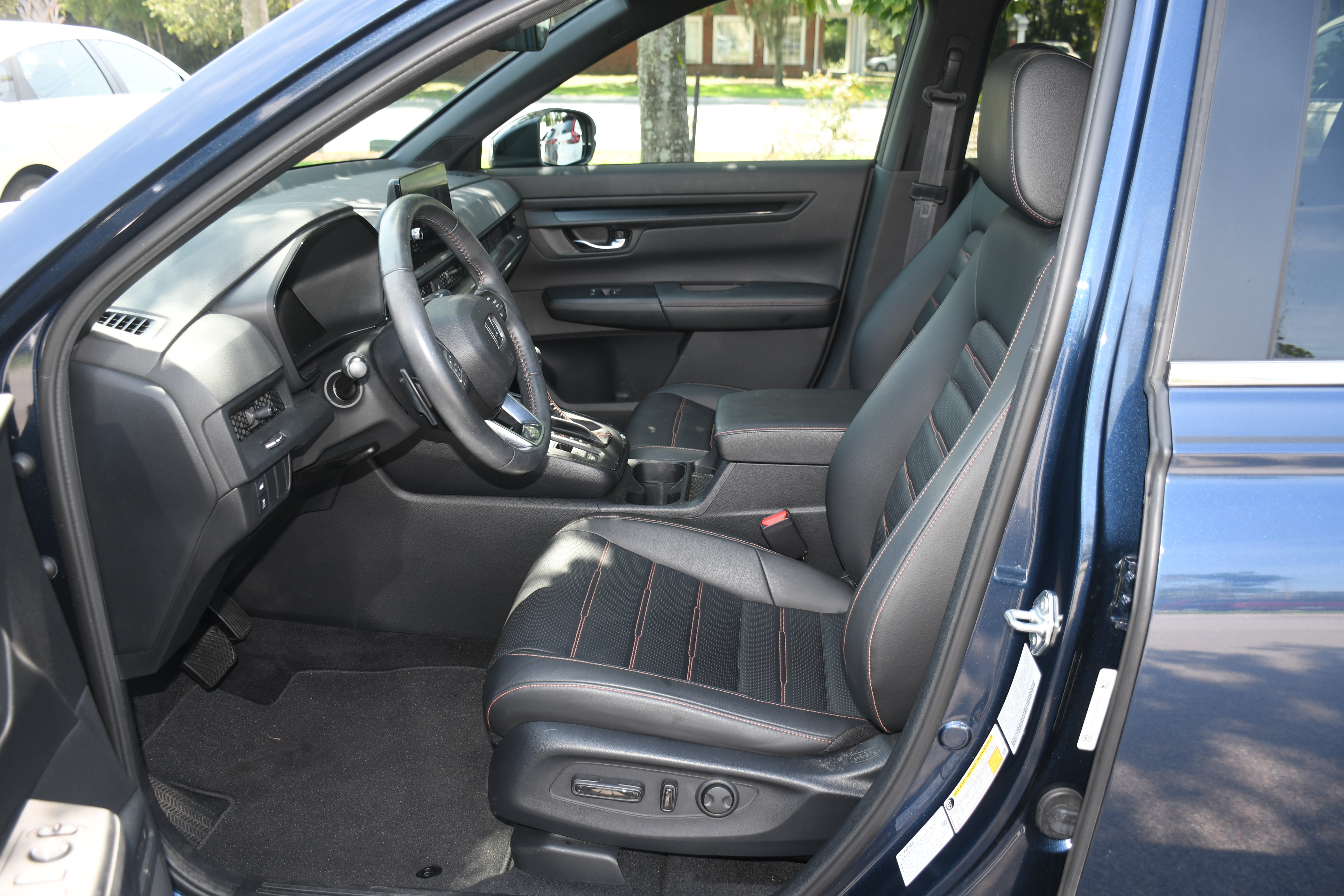 Used 2024 Honda CR-V Sport-L image 8