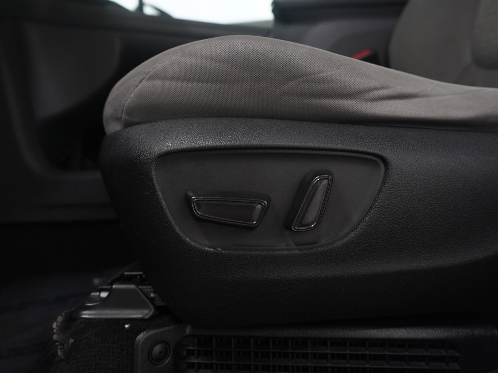Used 2022 Toyota Sienna LE FWD image 21