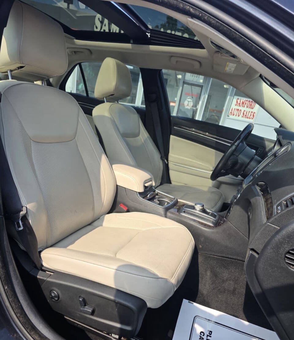 Used 2016 Chrysler 300 C AWD/4WD image 20
