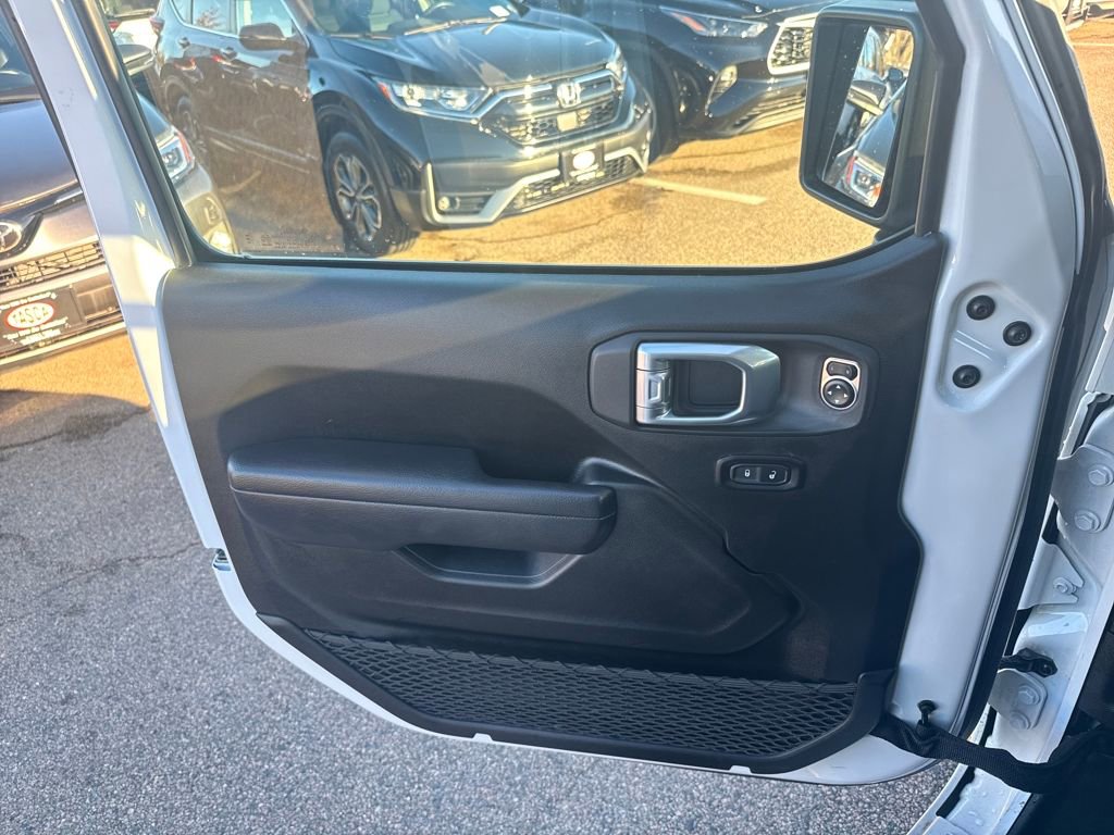 Used 2024 Jeep Wrangler Unlimited image 34