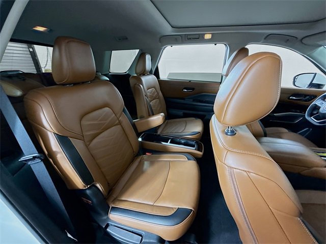 Certified 2023 Nissan Pathfinder Platinum image 27