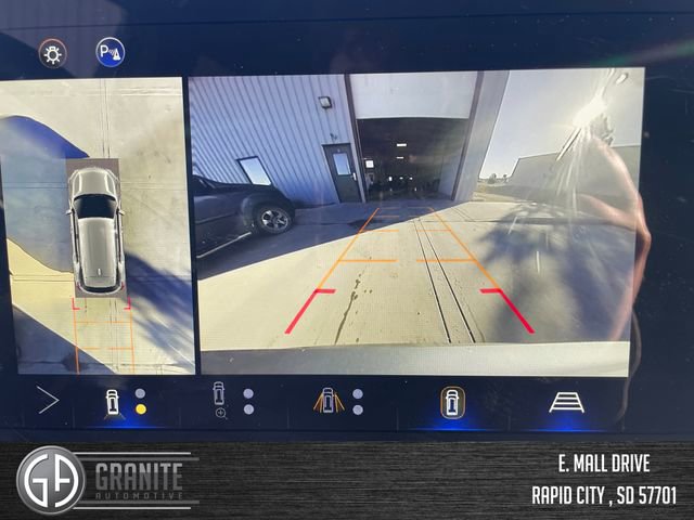 Used 2025 Chevrolet Equinox LT w/ Convenience Package II image 23