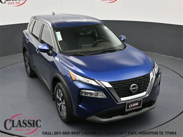 Used 2023 Nissan Rogue SV image 1