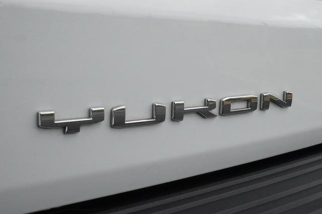 Used 2024 GMC Yukon SLT w/ SLT Premium Package image 45