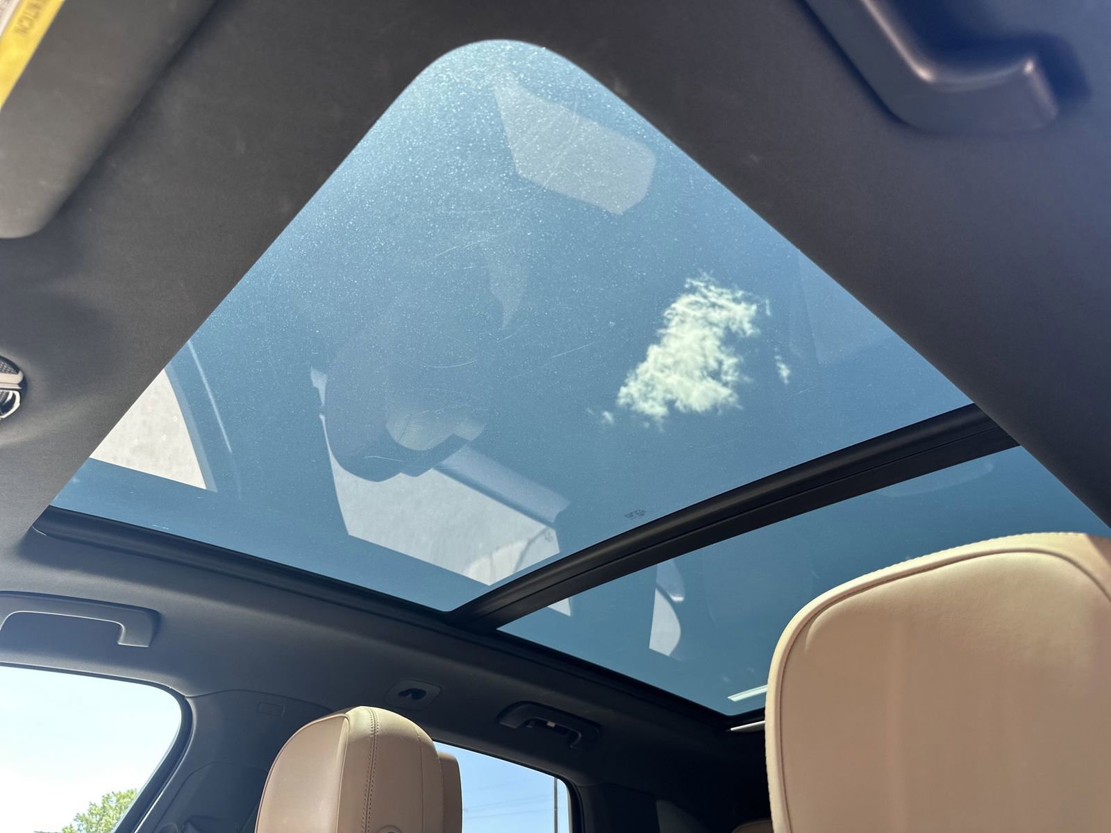 Certified 2022 Porsche Cayenne AWD/4WD image 19