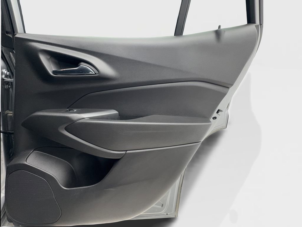 Used 2025 Chevrolet Trax RS w/ Sunroof Package image 28