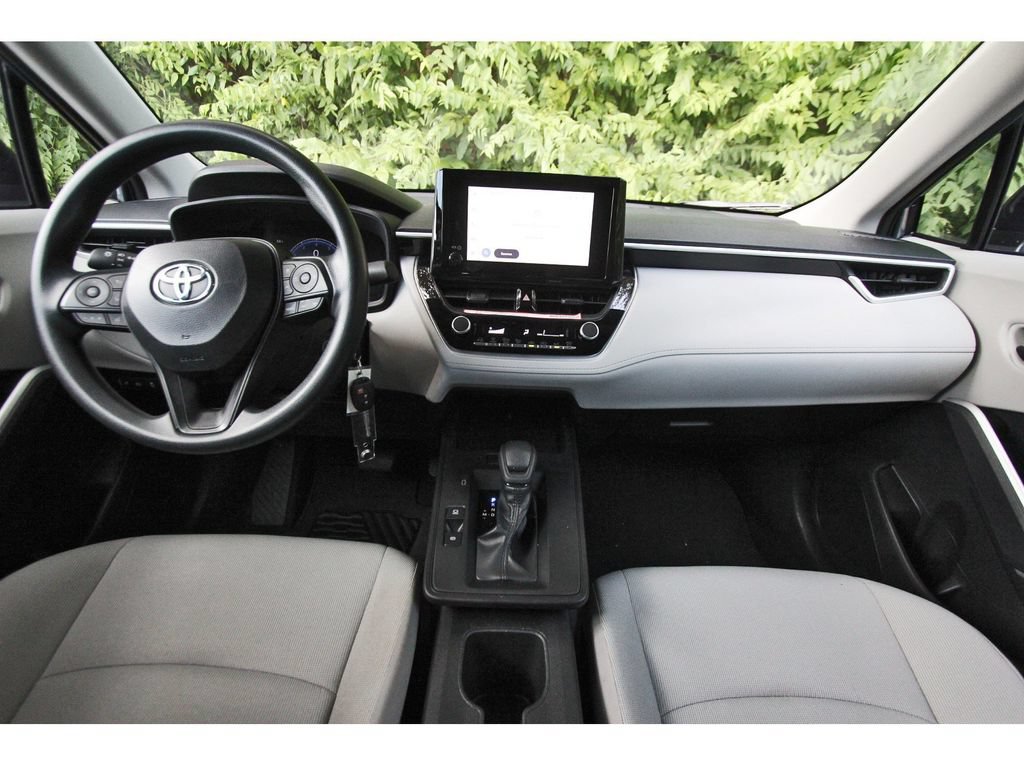 Used 2026 Toyota Corolla Cross L FWD image 8