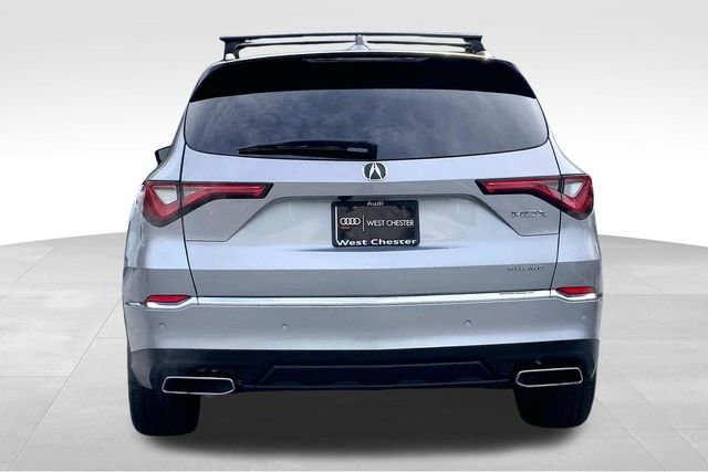 Used 2023 Acura MDX SH-AWD w/ Technology Package image 4