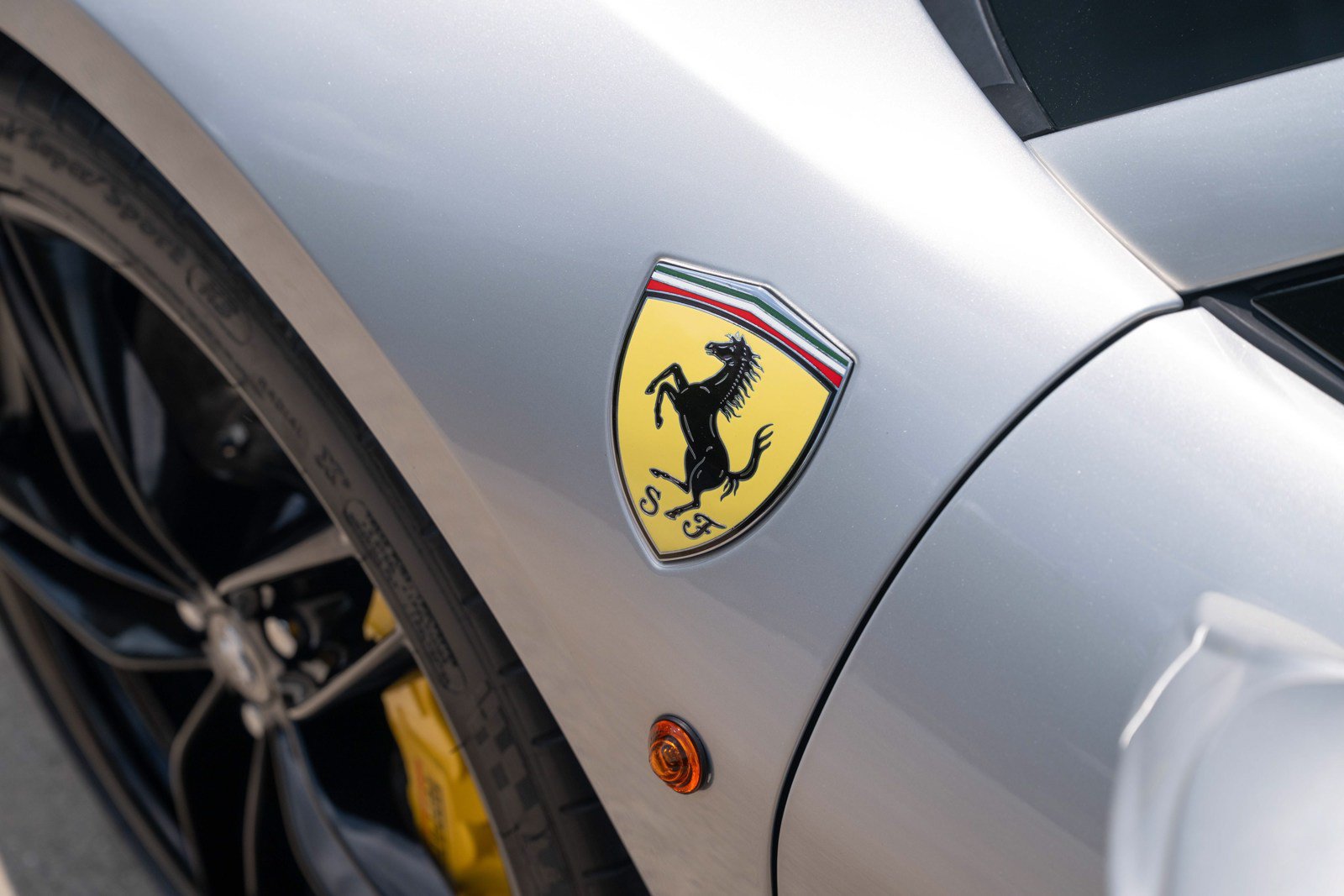 Used 2017 Ferrari 488 Spider RWD image 16