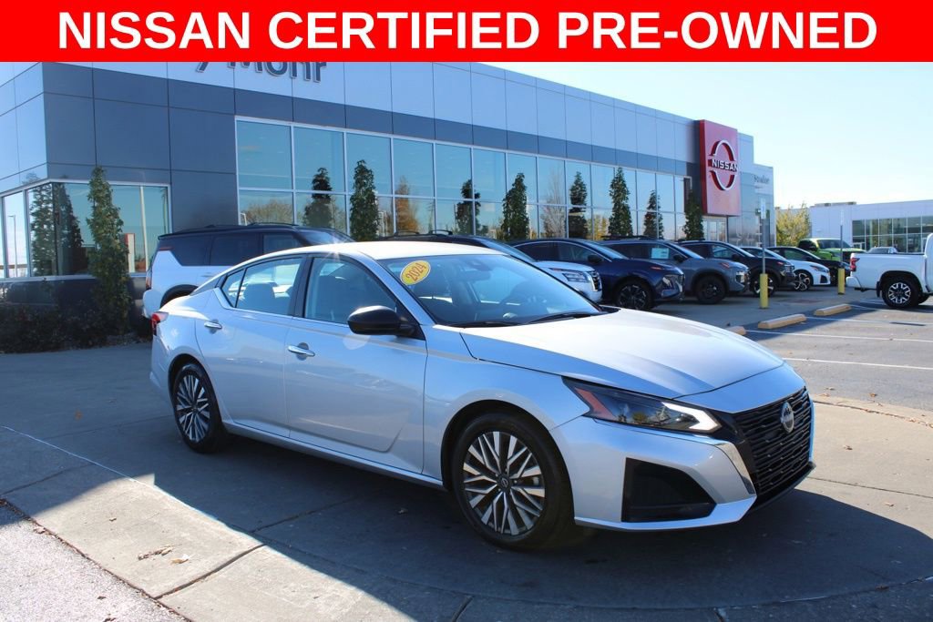 Certified 2024 Nissan Altima 2.5 SV image 1